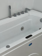 Jaccuzi Temacine 170/75/55 Avec Spot et 2 Moteur et 1 place