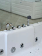 Jaccuzi Zemmouri 180/120/55 Avec Spot et 3 Moteur et 2 place