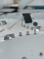 Jaccuzi Perla 150/150/60 Avec Spot et 2 Moteur et 1 place